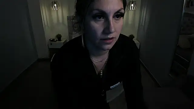 escarleth   online show from September 2025 01:46:02 PM