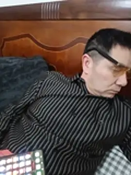 yjw6688 online show from April 2026 09:54:02 AM