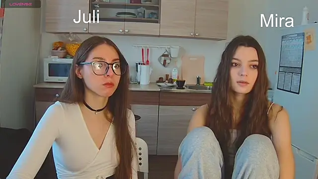 fcjuicy pussy online show from March 2025 07:24:01 AM