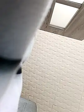 wariacik0024 online show from April 2026 12:54:01 PM