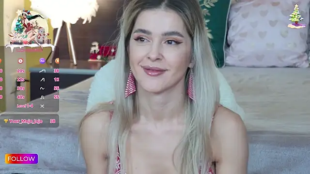 Snapshot of Sarah-Hart chatting on December 2024 05:23:01 AM Sarah-Hart online show from December 2024 05:23:01 AM