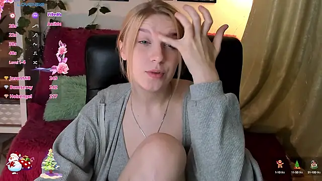 KarambaMoon online show from December 2024 11:25:02 PM