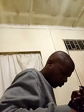 izinjamfee2 online show from November 2025 12:54:02 AM