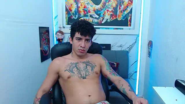 targuerian22 online show from November 2025 03:38:01 AM