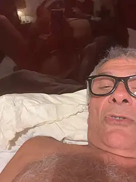 4n4l1zz4m1 online show from April 2026 06:37:01 PM