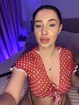 GraceCarther online show from November 2025 05:56:02 PM