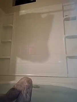 lit702 online show from November 2025 09:13:02 AM