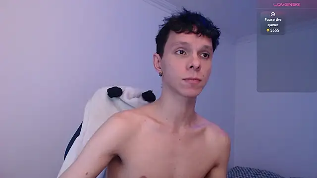 bryamado69 online show from March 2026 10:53:02 AM