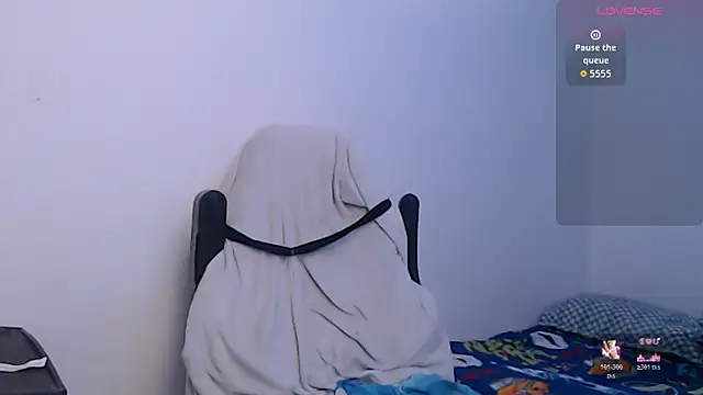 Snapshot of bryamado69 chatting on April 2026 03:06:01 PM bryamado69 online show from April 2026 03:06:01 PM