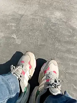 Snapshot of Gururonny07 chatting on January 2025 07:30:01 AM Gururonny07 online show from January 2025 07:30:01 AM