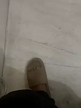 Snapshot of Gururonny07 chatting on January 2025 01:33:01 AM Gururonny07 online show from January 2025 01:33:01 AM