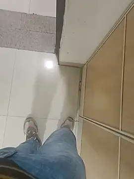 Snapshot of Gururonny07 chatting on February 2025 12:11:01 PM Gururonny07 online show from February 2025 12:11:01 PM