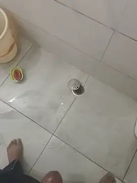 Snapshot of Gururonny07 chatting on October 2025 12:44:02 AM Gururonny07 online show from October 2025 12:44:02 AM