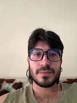 Snapshot of Ackerman_Eren_ chatting on January 2025 04:14:02 PM Ackerman Eren online show from January 2025 04:14:02 PM