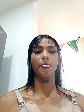 Antonellasmith00 online show from February 2025 03:50:01 PM