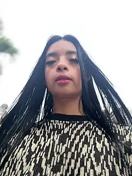 Laura fernandezII online show from February 2025 12:59:02 PM