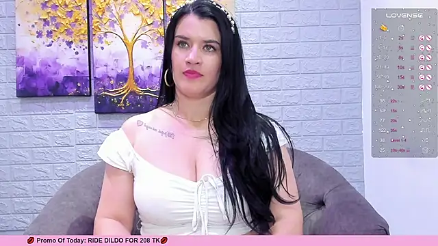 Snapshot of LenaRuiz_ chatting on March 2025 03:35:01 PM LenaRuiz online show from March 2025 03:35:01 PM