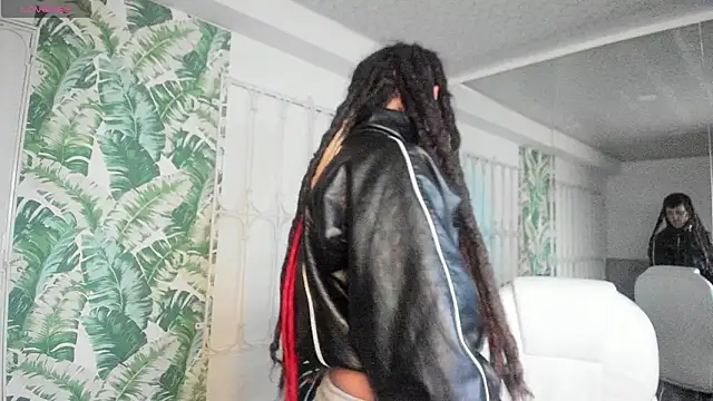  sharlotte777 online show from February 2026 07:32:02 PM