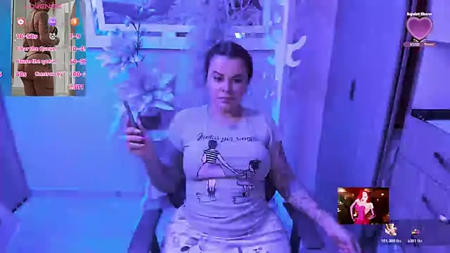Snapshot of KAROL_MILF chatting on April 2026 01:23:02 AM KAROL MILF online show from April 2026 01:23:02 AM