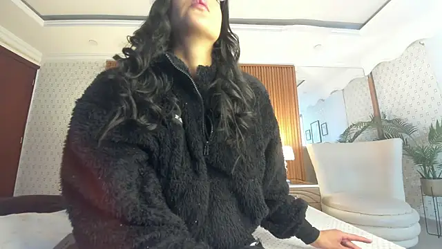 Princess Violett online show from November 2025 02:38:01 PM