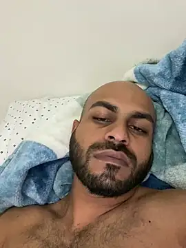 Snapshot of islandvybee55 chatting on December 2024 09:44:02 AM islandvybee55 online show from December 2024 09:44:02 AM