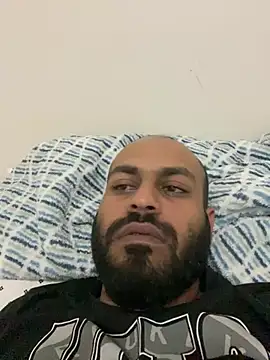 Snapshot of islandvybee55 chatting on March 2025 07:26:01 AM islandvybee55 online show from March 2025 07:26:01 AM