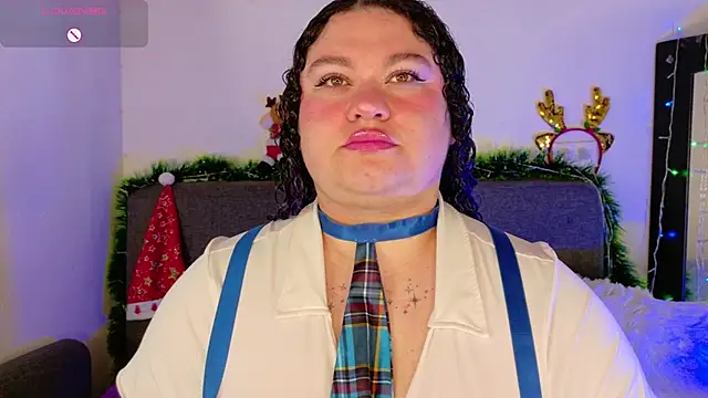 lunitaa0 online show from December 2025 03:34:01 AM