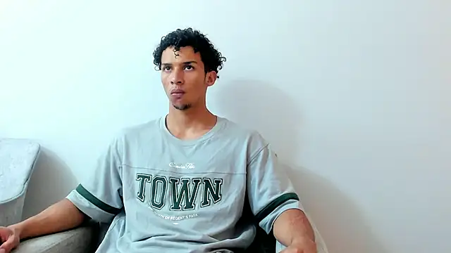 Snapshot of Dominick_star chatting on December 2024 03:26:01 AM Dominick star online show from December 2024 03:26:01 AM