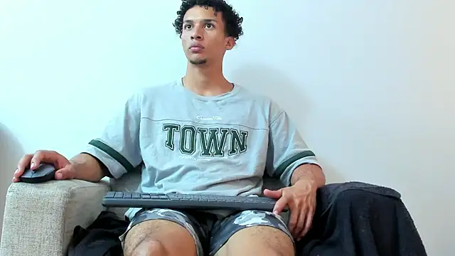 Snapshot of Dominick_star chatting on December 2024 10:19:02 AM Dominick star online show from December 2024 10:19:02 AM