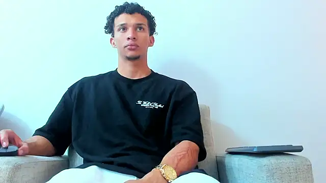 Snapshot of Dominick_star chatting on December 2024 04:02:02 AM Dominick star online show from December 2024 04:02:02 AM