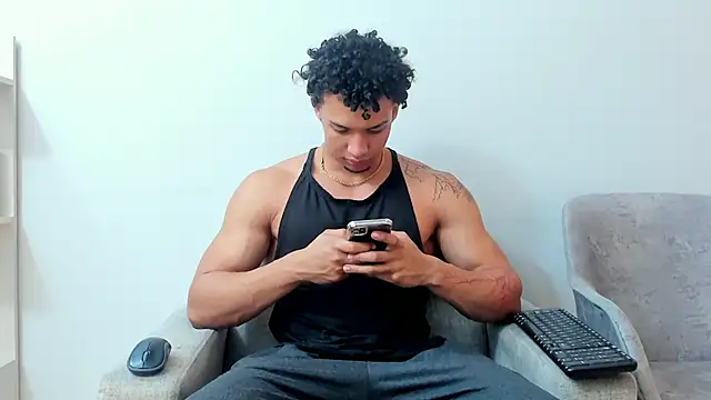 Snapshot of Dominick_star chatting on January 2025 03:25:02 AM Dominick star online show from January 2025 03:25:02 AM