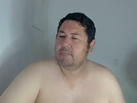 Elgatoloco11 online show from April 2026 01:45:01 PM