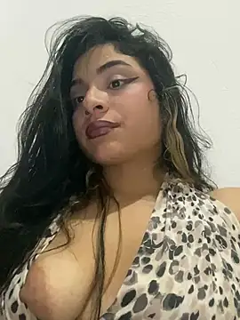 mysteriousgirl20 online show from May 2026 04:42:02 AM