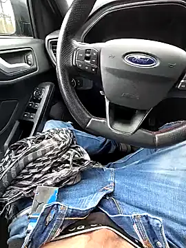 Snapshot of Titanhoott chatting on January 2025 12:49:02 PM Titanhoott online show from January 2025 12:49:02 PM