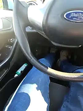 Snapshot of Titanhoott chatting on February 2025 11:55:01 AM Titanhoott online show from February 2025 11:55:01 AM