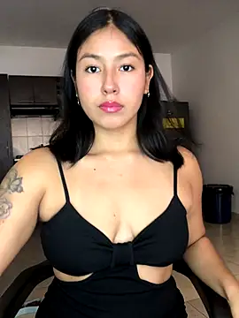 EmmaRossem online show from October 2025 07:33:02 PM