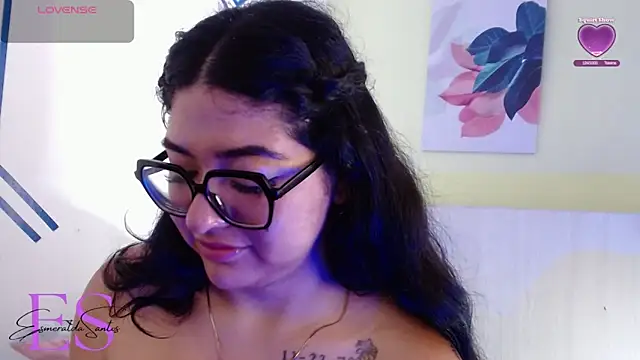 EsmeraldaSantoss online show from December 2024 07:05:02 PM