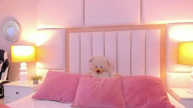 Snapshot of AmbarSantany chatting on March 2025 09:16:02 PM AmbarSantany online show from March 2025 09:16:02 PM