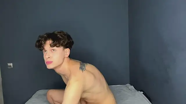 alyx garden online show from December 2024 09:39:02 AM