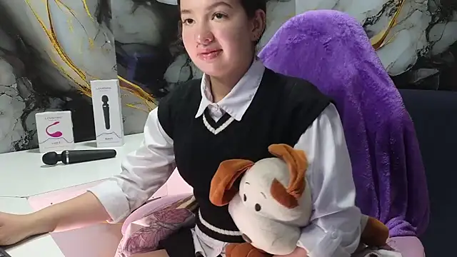 lilimini032 online show from February 2026 08:17:02 PM