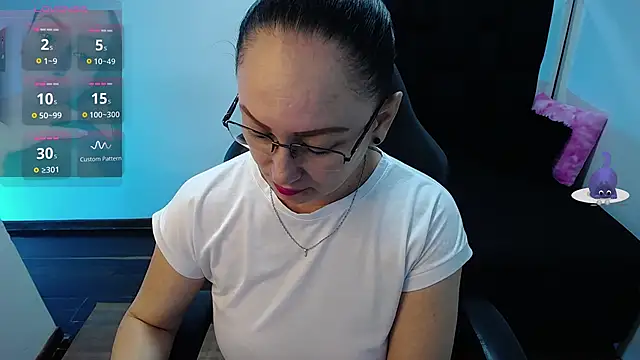 milly sanchez online show from September 2025 07:26:01 PM