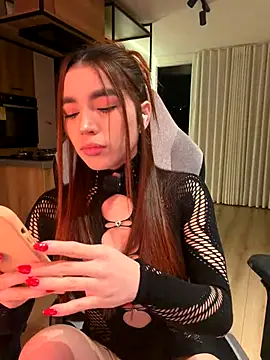 carolynnetrujillo online show from January 2026 03:32:01 AM