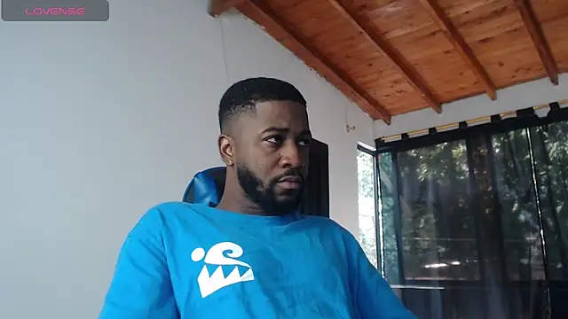 Drake Nassir4 online show from February 2026 03:33:01 PM