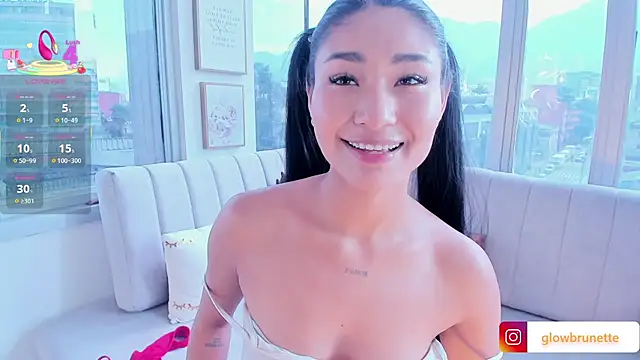 Megan Lim online show from March 2025 01:29:01 PM