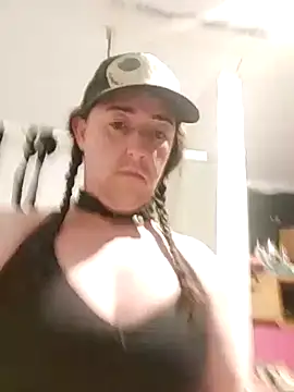 Boo-boo kittyfux online show from October 2025 04:42:01 PM