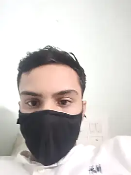 Snapshot of Mr_joh chatting on November 2025 04:31:02 PM Mr joh online show from November 2025 04:31:02 PM