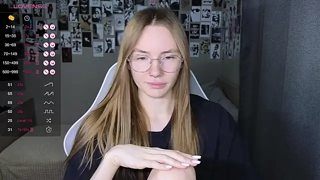 littlevildevil online show from March 2026 06:08:02 AM