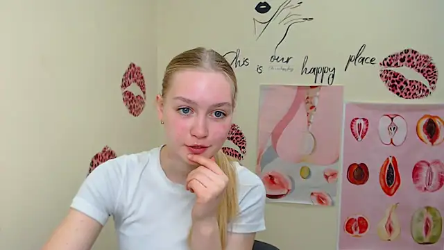 MademoiselleCl online show from March 2025 10:33:02 AM