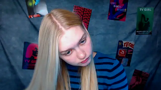 MademoiselleCl online show from October 2025 12:17:01 PM