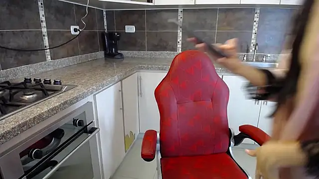 anna alvarez online show from February 2025 02:00:02 PM